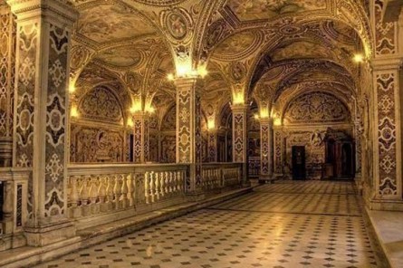 cripta-de-catedral-de-salerno.jpg